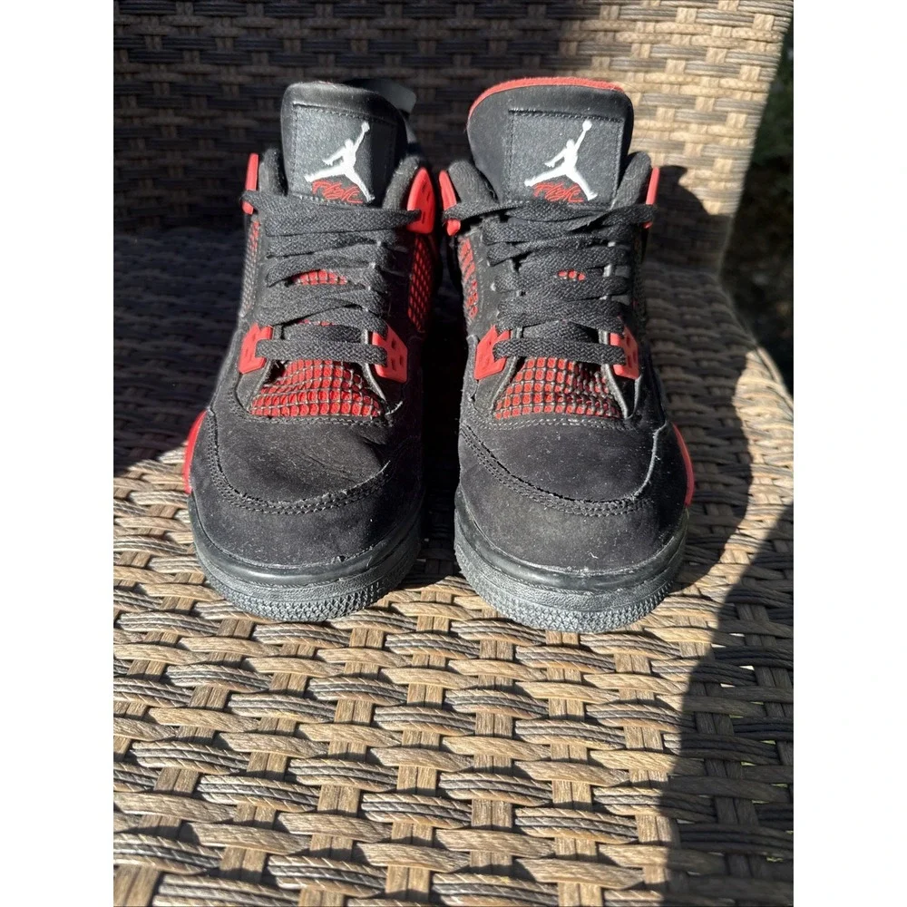 Jordan Air Jordan 4 Retro Red Thunder Black Red Low Top Basketball Sneakers